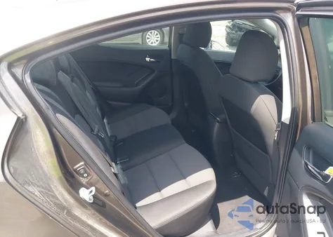 2015 Kia Forte Lx z USA, uszkodzony, nr VIN KNAFX4A61F5284358